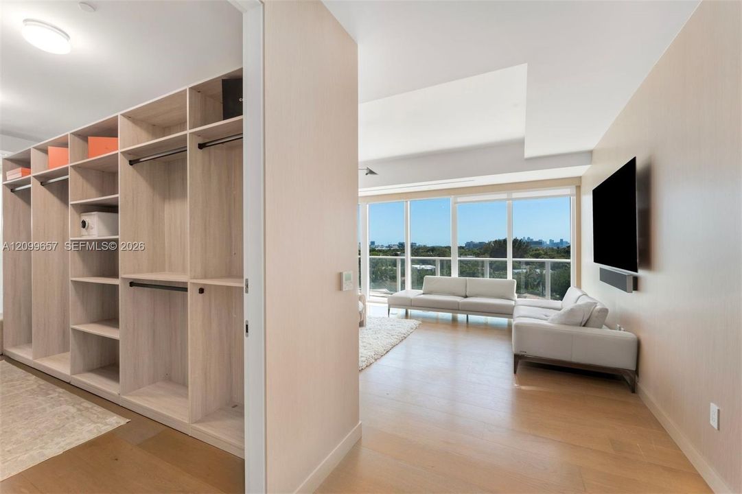 En Venta: $7,775,000 (4 camas, 4 baños, 4204 Pies cuadrados)
