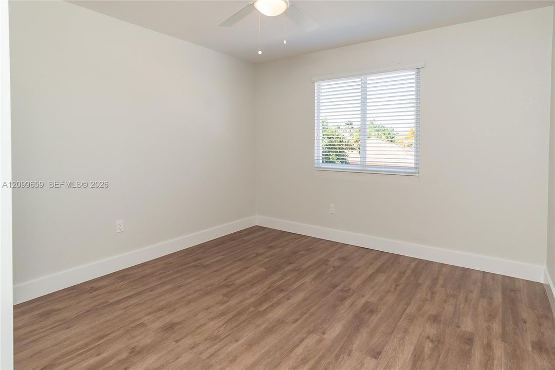 В аренду: $4,695 (3 спален, 2 ванн, 2068 Квадратных фут)
