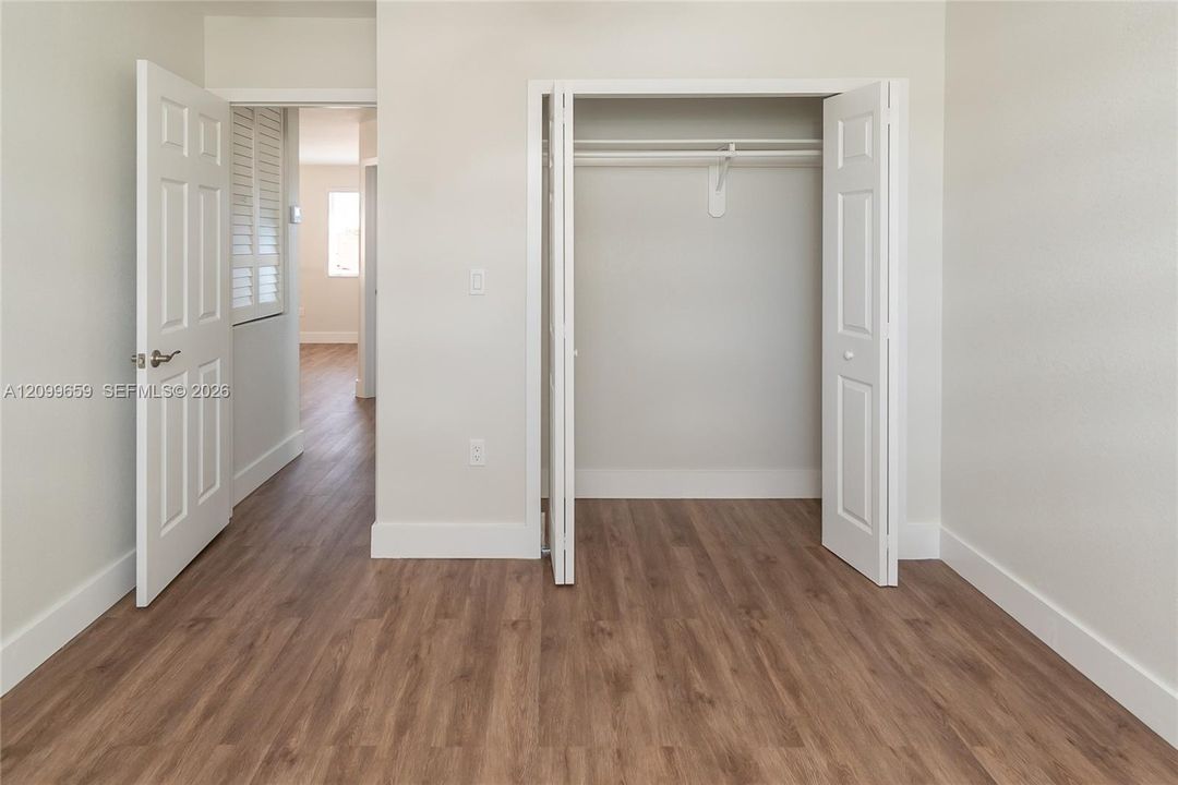В аренду: $4,695 (3 спален, 2 ванн, 2068 Квадратных фут)