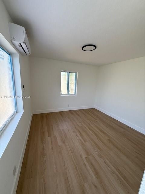 В аренду: $2,200 (1 спален, 1 ванн, 1502 Квадратных фут)