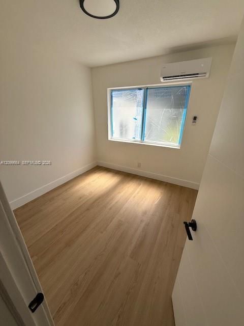 В аренду: $2,200 (1 спален, 1 ванн, 1502 Квадратных фут)