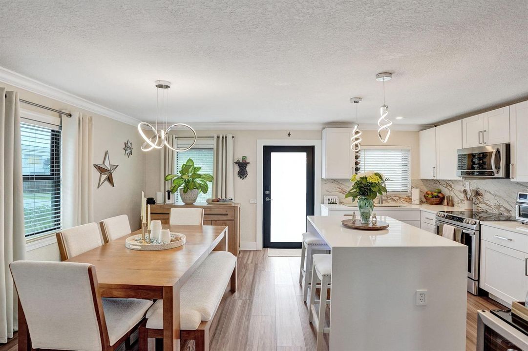 Kitchen / Dining