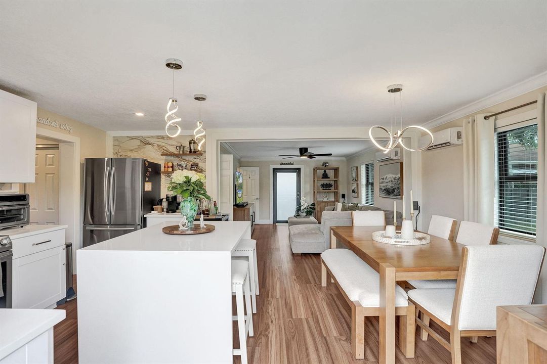 Kitchen / Dining