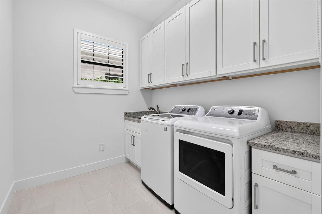 2948GinBerryWay-Oct2026(47)