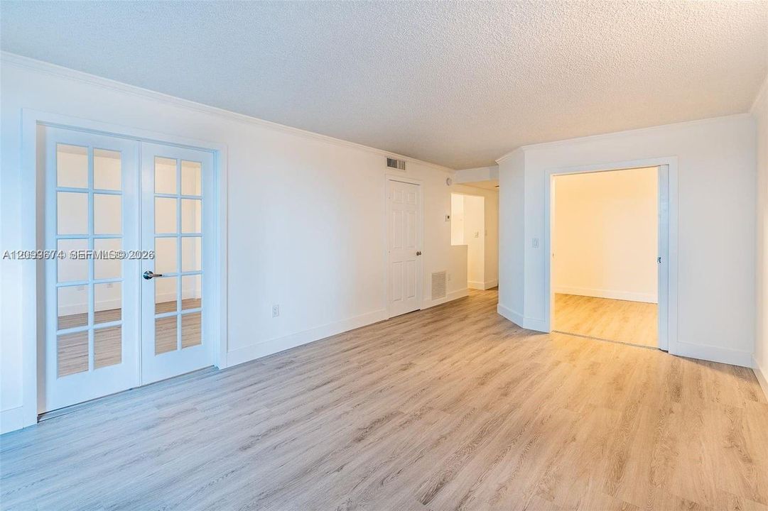 For Rent: $2,200 (2 beds, 2 baths, 760 Square Feet)