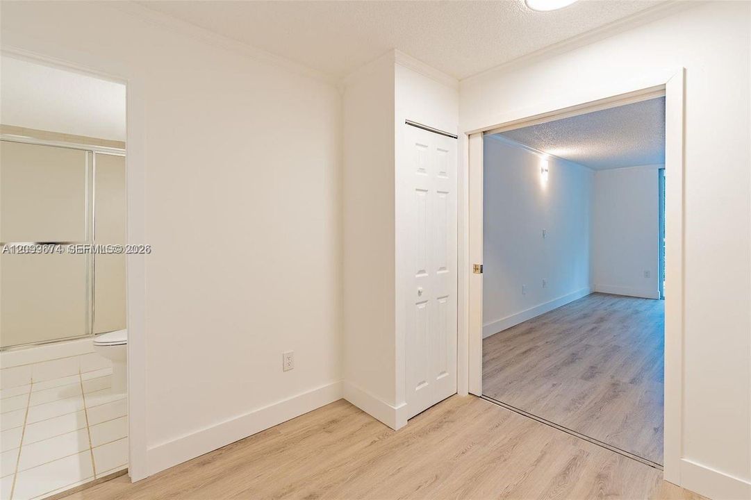 For Rent: $2,200 (2 beds, 2 baths, 760 Square Feet)
