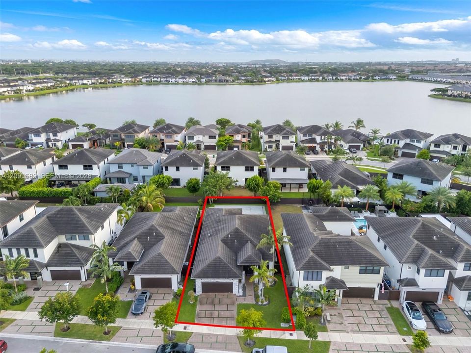 На продажу: $1,175,000 (3 спален, 2 ванн, 2196 Квадратных фут)