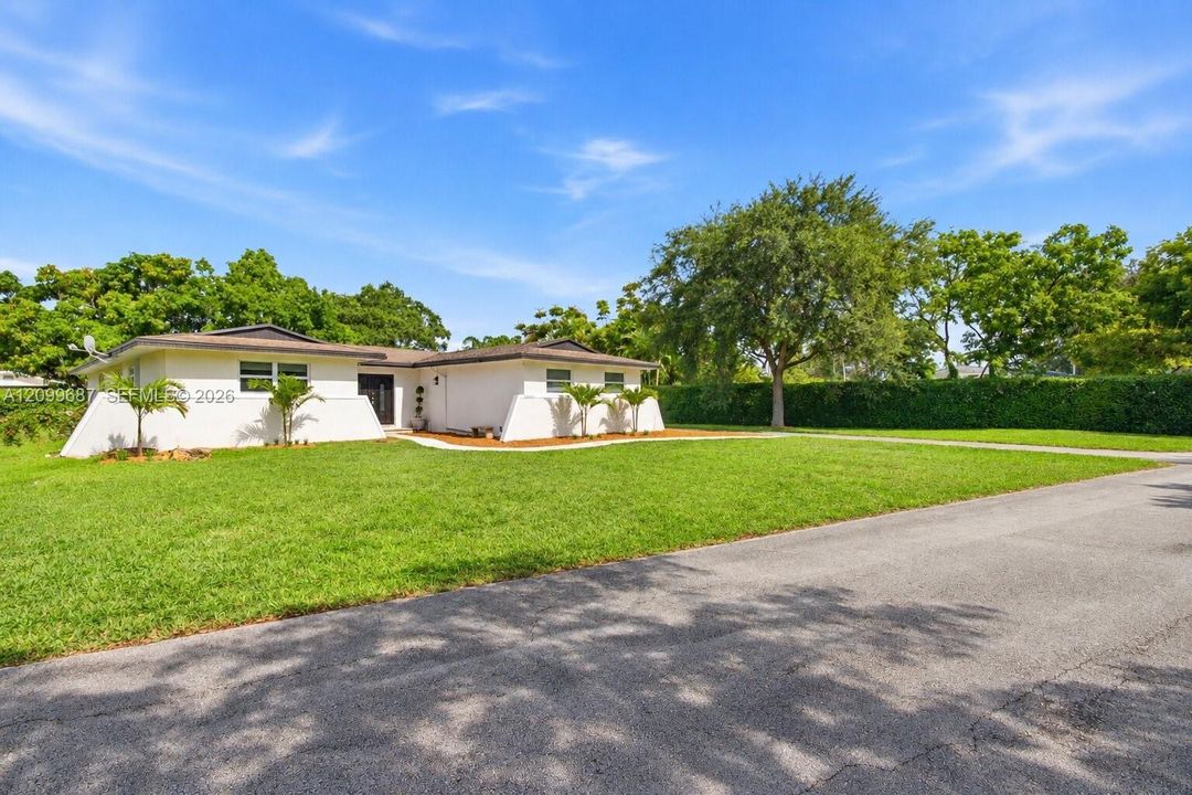 En Venta: $1,198,000 (3 camas, 2 baños, 1771 Pies cuadrados)