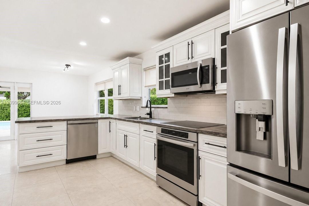 En Venta: $1,198,000 (3 camas, 2 baños, 1771 Pies cuadrados)
