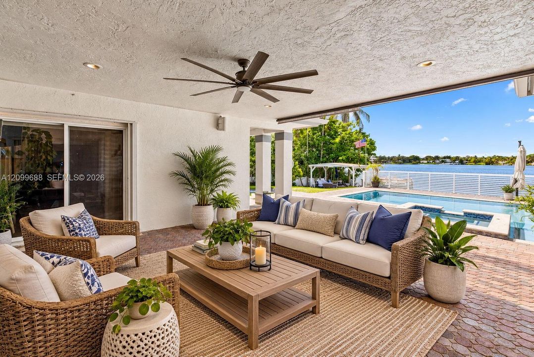For Sale: $1,800,000 (4 beds, 3 baths, 3151 Square Feet)