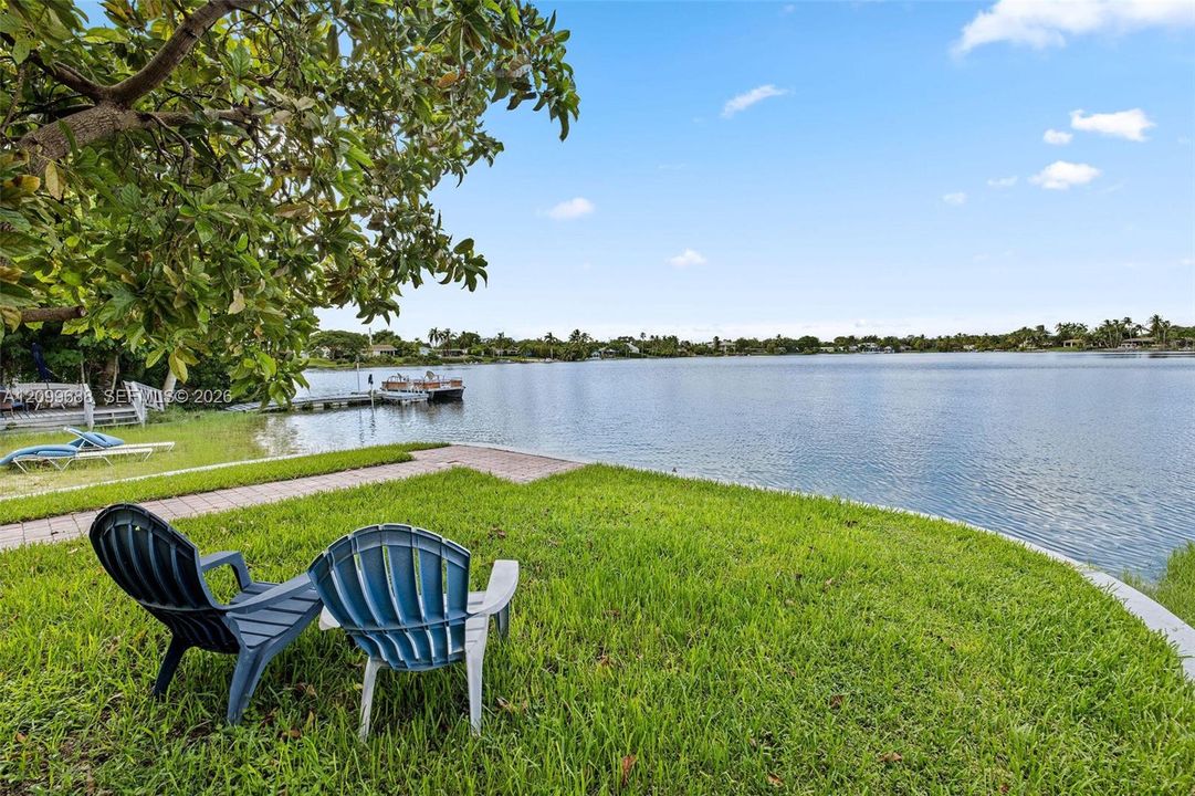 For Sale: $1,800,000 (4 beds, 3 baths, 3151 Square Feet)