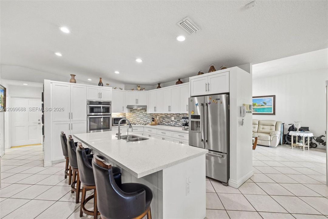 For Sale: $1,800,000 (4 beds, 3 baths, 3151 Square Feet)