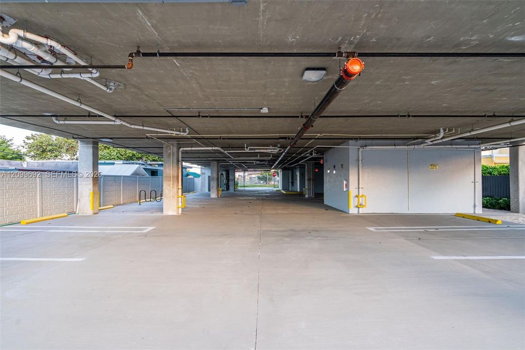 For Rent: $1,900 (1 beds, 1 baths, 0 Square Feet)