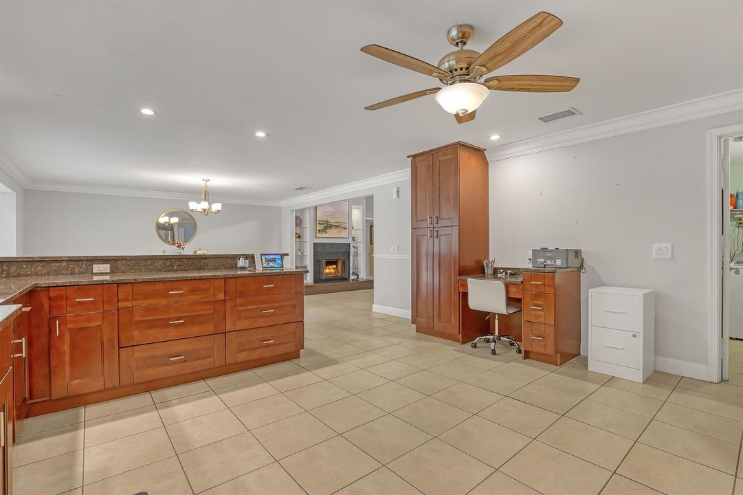 kitchen to fireplace fire 15862 121st Te