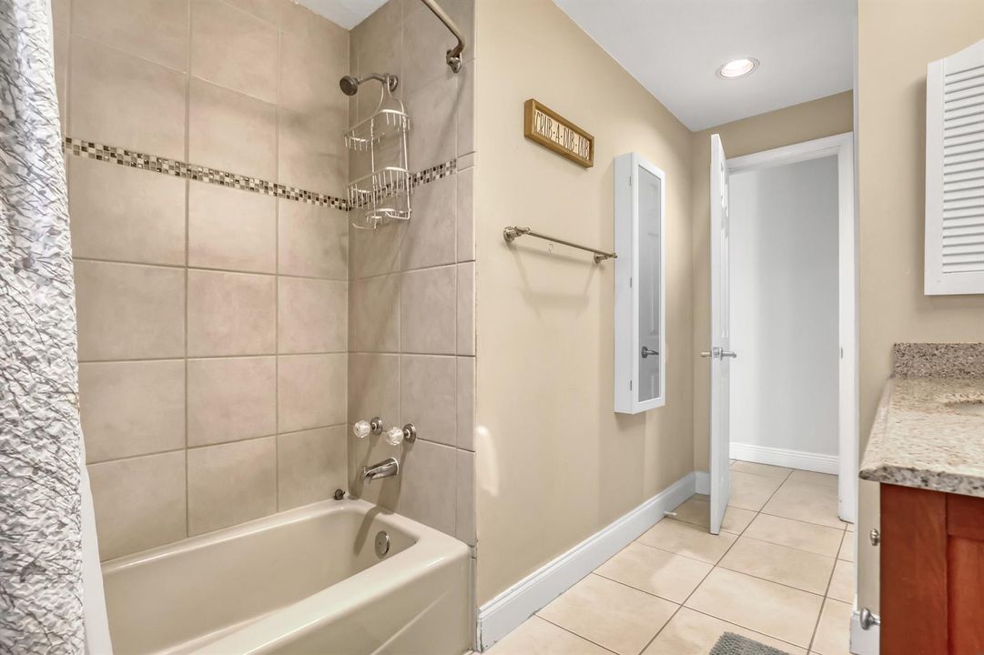 main bath 2 to door 15862 121st Terrace