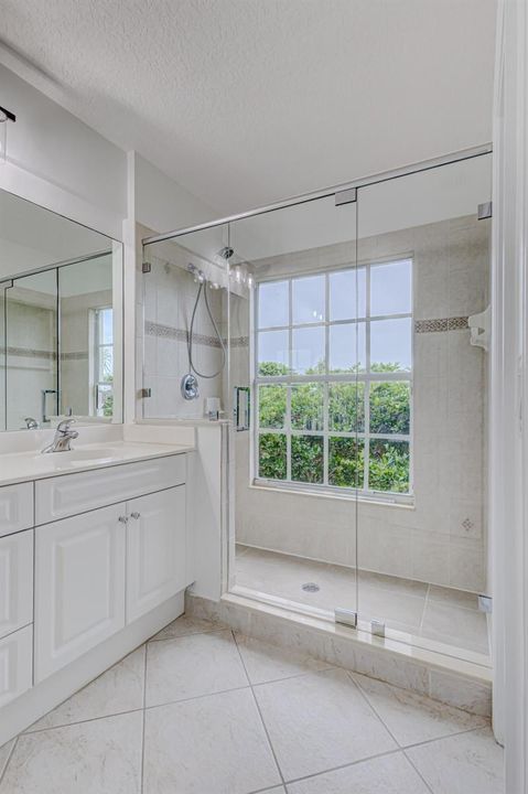 Principal bathroom