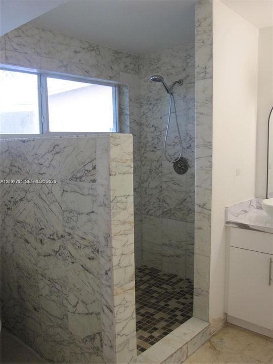 На продажу: $559,900 (4 спален, 3 ванн, 1802 Квадратных фут)