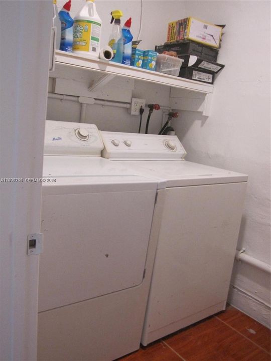 На продажу: $559,900 (4 спален, 3 ванн, 1802 Квадратных фут)