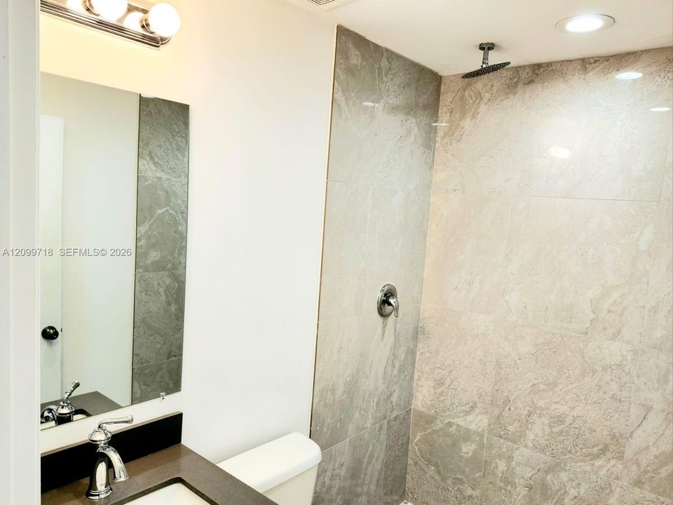 В аренду: $2,150 (1 спален, 2 ванн, 4137 Квадратных фут)