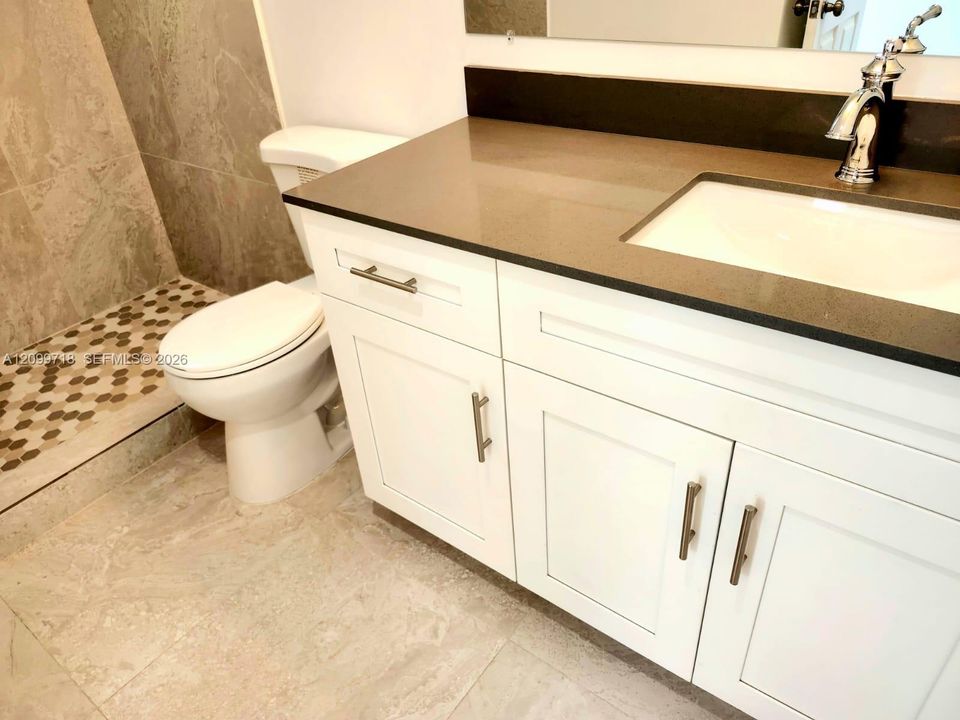 В аренду: $2,150 (1 спален, 2 ванн, 4137 Квадратных фут)