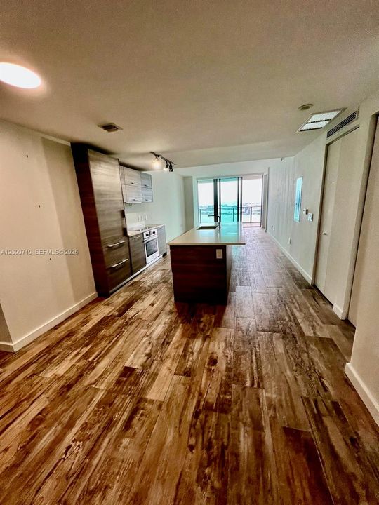 En Renta: $5,350 (1 camas, 2 baños, 945 Pies cuadrados)