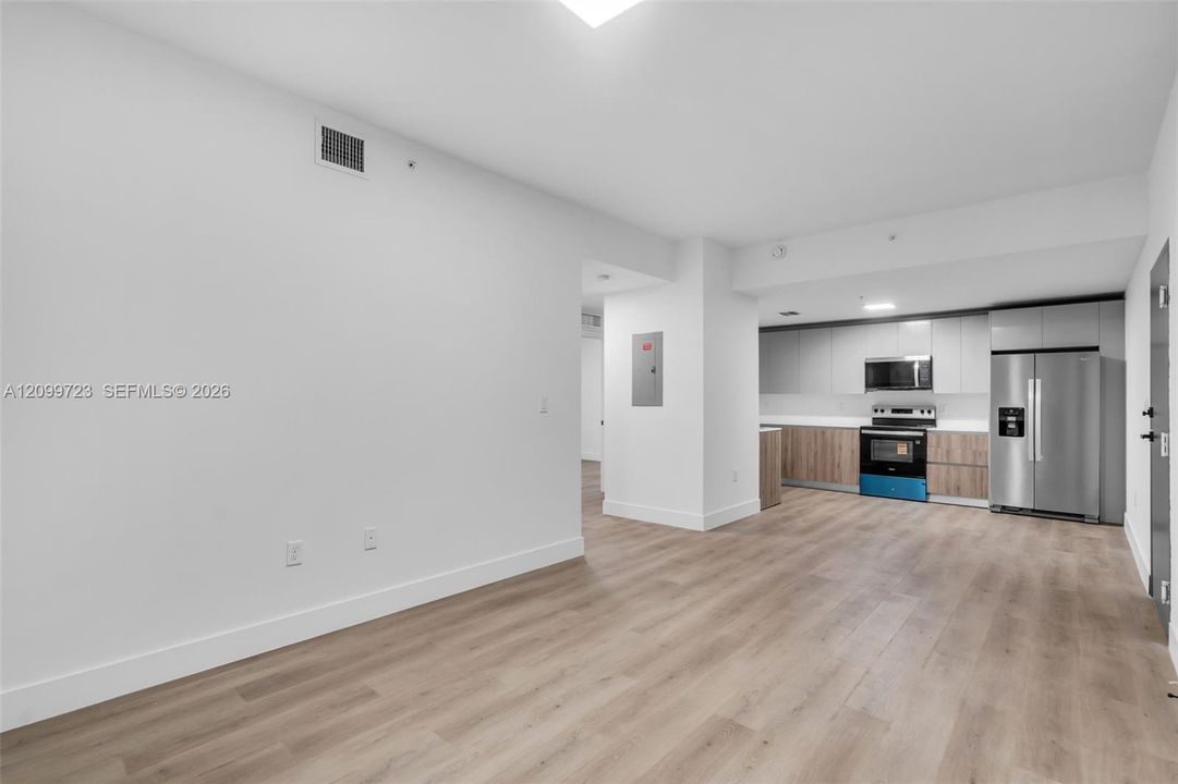 В аренду: $2,300 (2 спален, 1 ванн, 0 Квадратных фут)