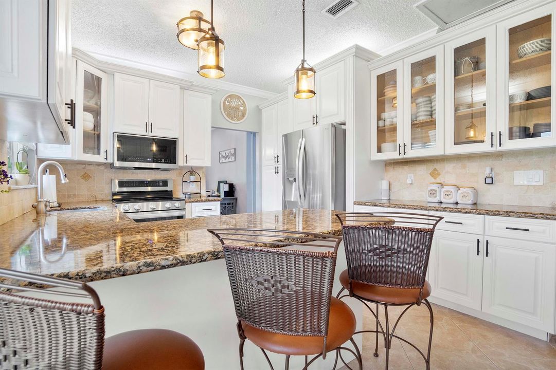 8059 Buttonwood Cir_024