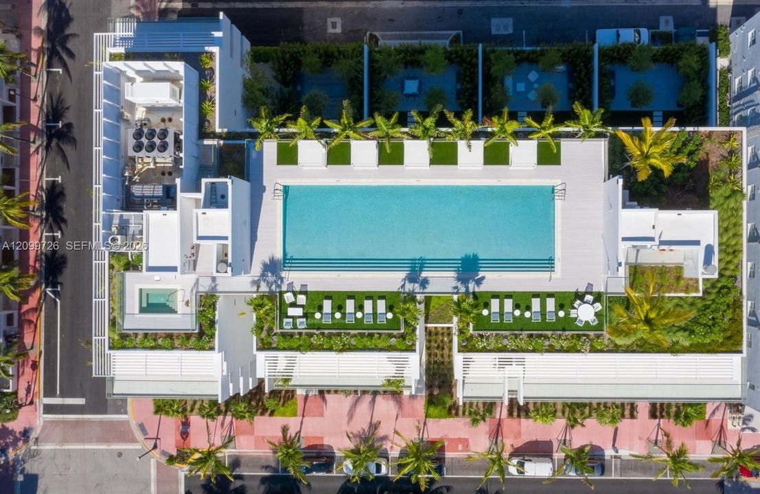 На продажу: $5,650,000 (3 спален, 3 ванн, 2699 Квадратных фут)