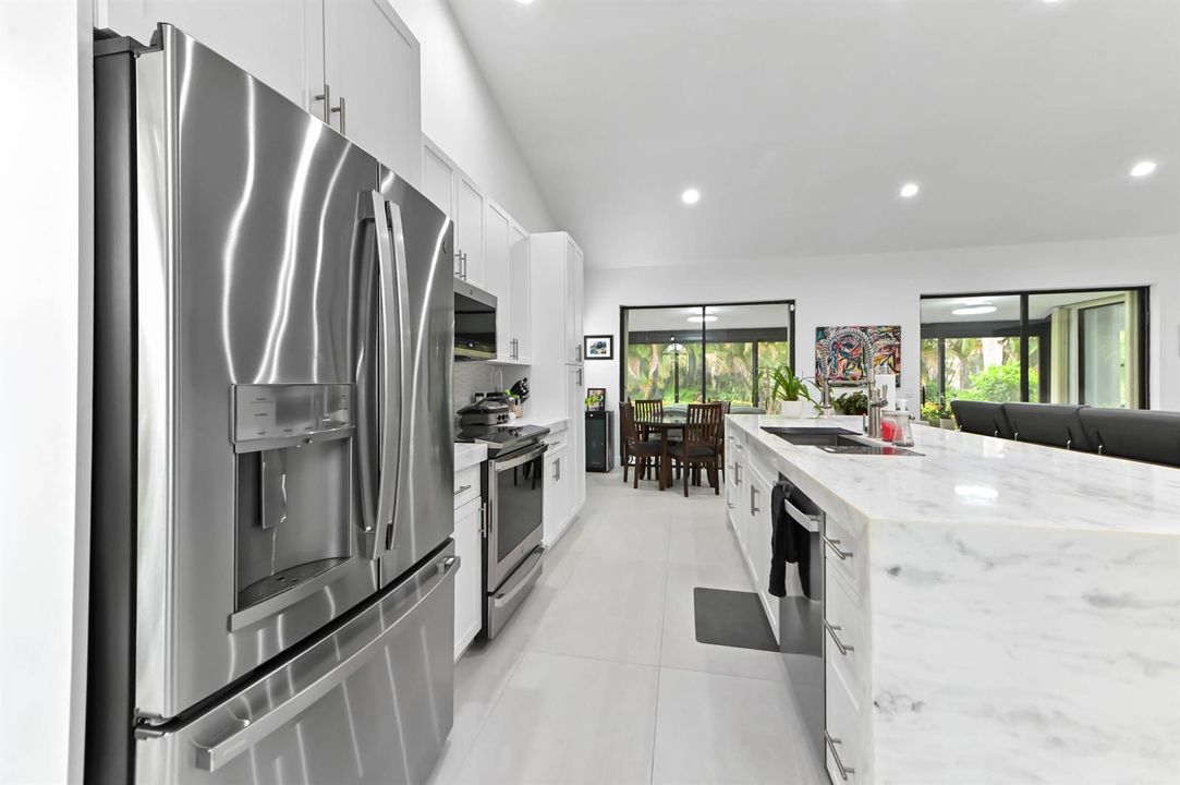 12 kitchen 02