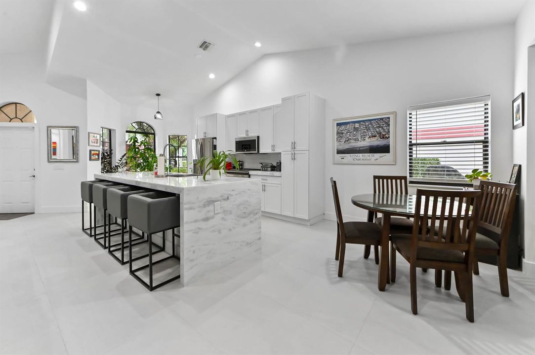 09 dining area 01