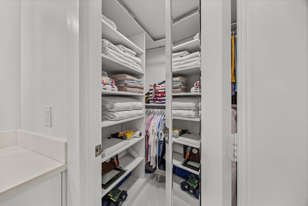 2nd Closet in Master