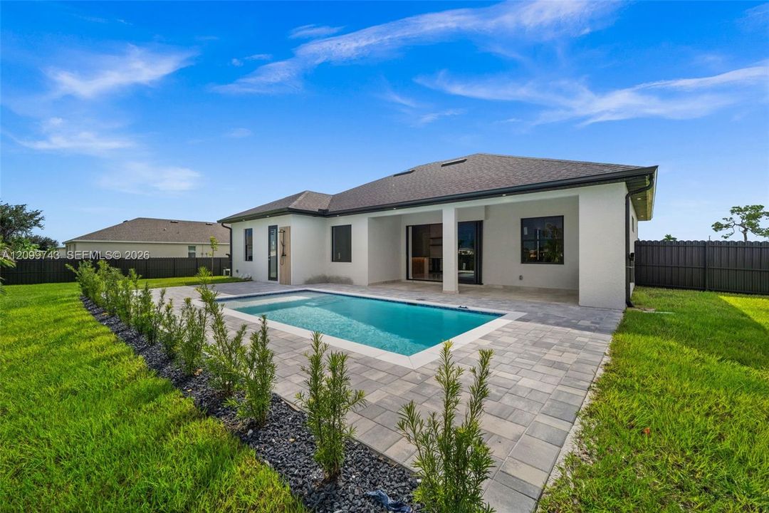 На продажу: $559,000 (3 спален, 2 ванн, 0 Квадратных фут)