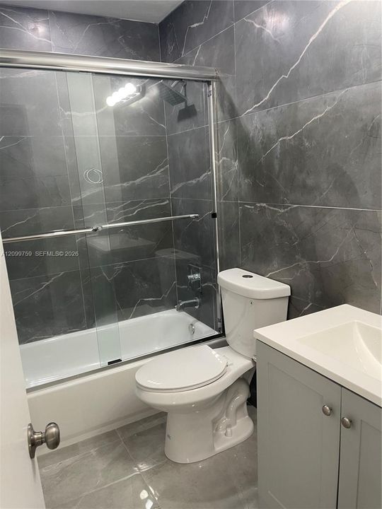 В аренду: $2,000 (2 спален, 1 ванн, 3088 Квадратных фут)