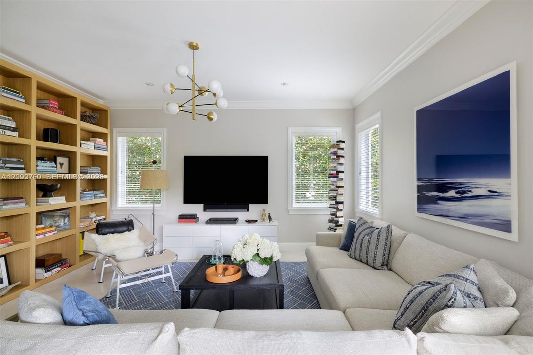 For Sale: $4,290,000 (5 beds, 4 baths, 3284 Square Feet)