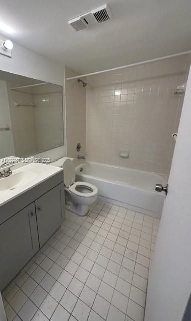 В аренду: $2,250 (2 спален, 2 ванн, 1060 Квадратных фут)