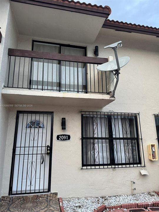 En Renta: $2,200 (2 camas, 1 baños, 1032 Pies cuadrados)
