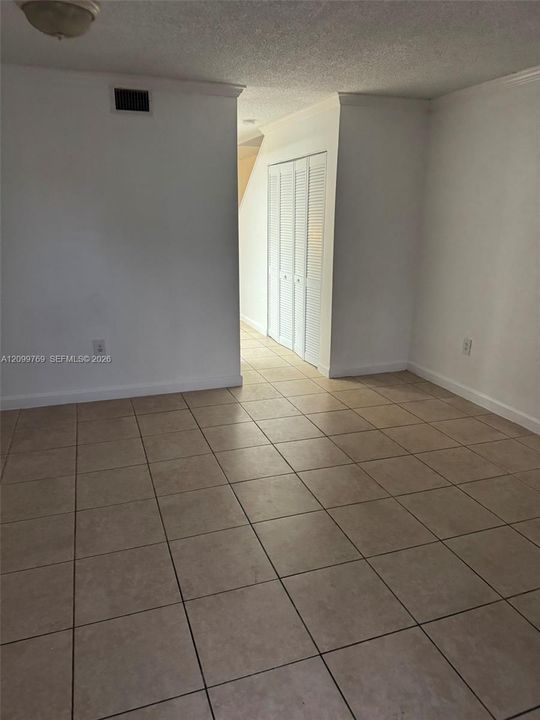 En Renta: $2,200 (2 camas, 1 baños, 1032 Pies cuadrados)
