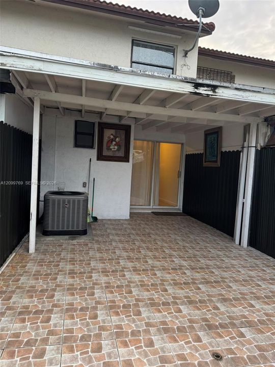 En Renta: $2,200 (2 camas, 1 baños, 1032 Pies cuadrados)