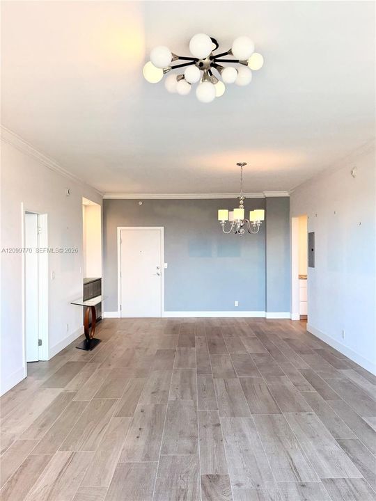 В аренду: $5,300 (2 спален, 2 ванн, 1310 Квадратных фут)