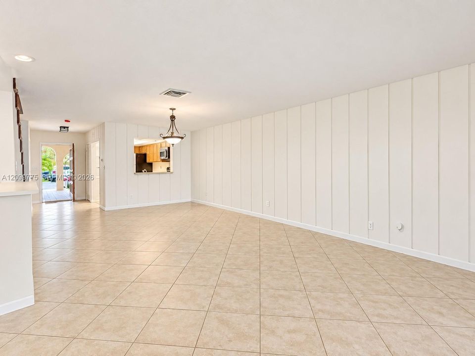 For Sale: $449,790 (2 beds, 2 baths, 1630 Square Feet)