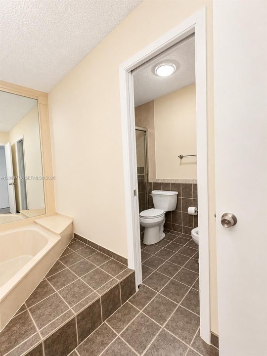 For Sale: $449,790 (2 beds, 2 baths, 1630 Square Feet)