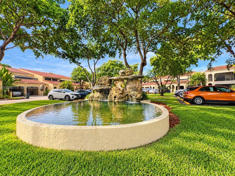 For Sale: $449,790 (2 beds, 2 baths, 1630 Square Feet)