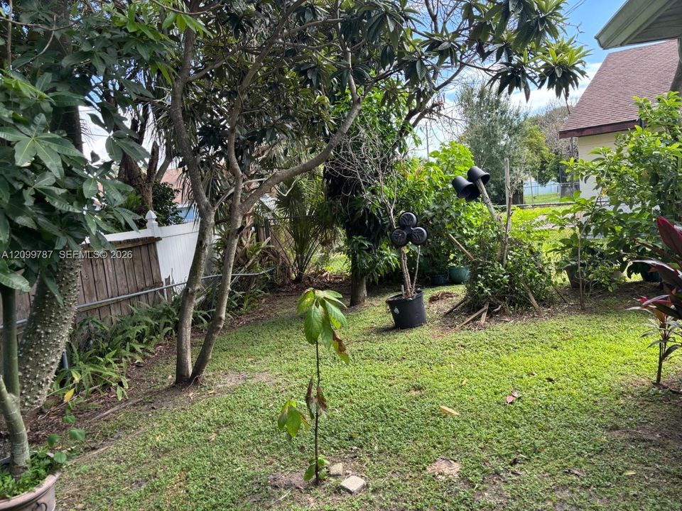 En Venta: $275,000 (3 camas, 2 baños, 0 Pies cuadrados)