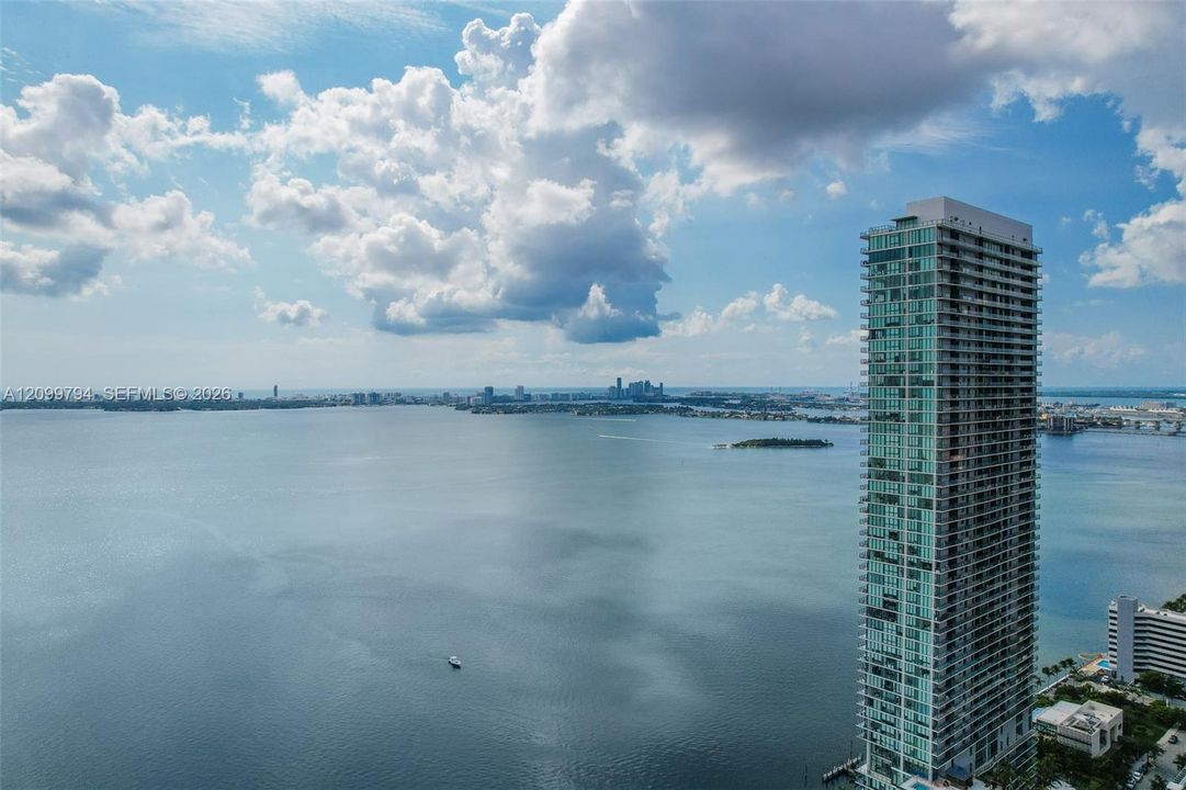 En Venta: $1,230,000 (2 camas, 2 baños, 1088 Pies cuadrados)