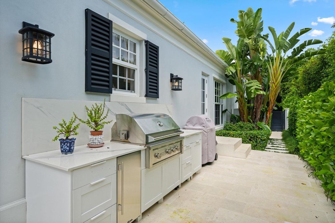 Summer Kitchen