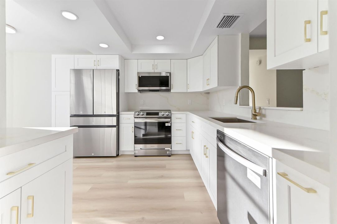 05 kitchen 01