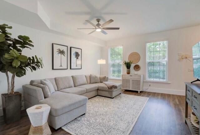 272 Murray Ct 5