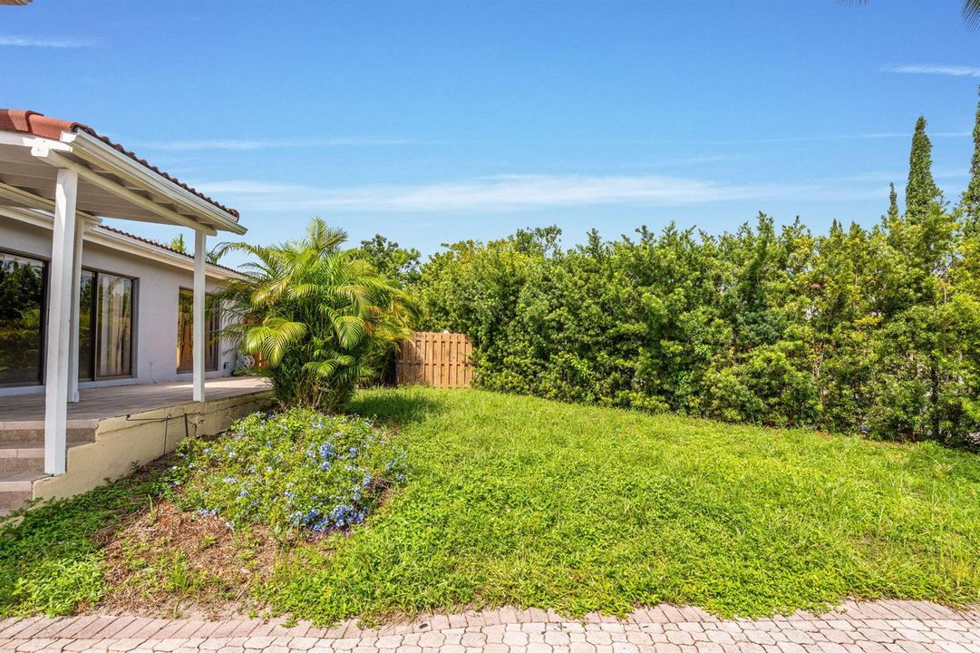 5-web-or-mls-A7409496