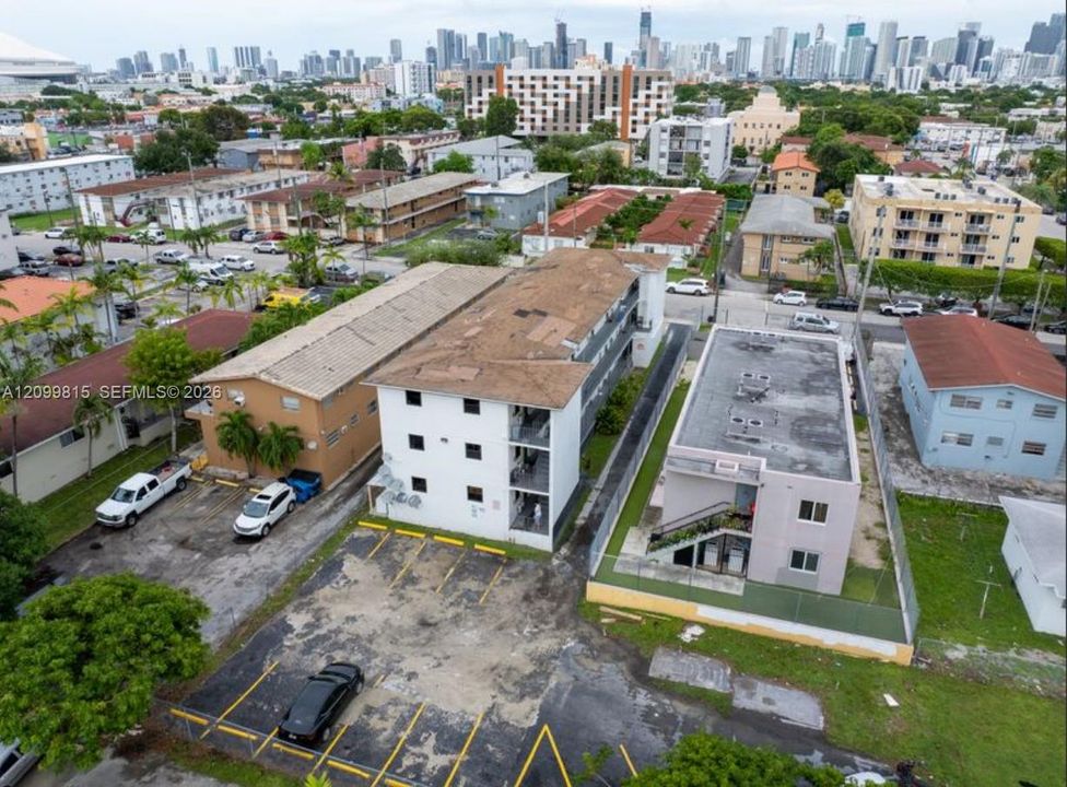 220 SW 18th Avenue, Miami, FL 33135