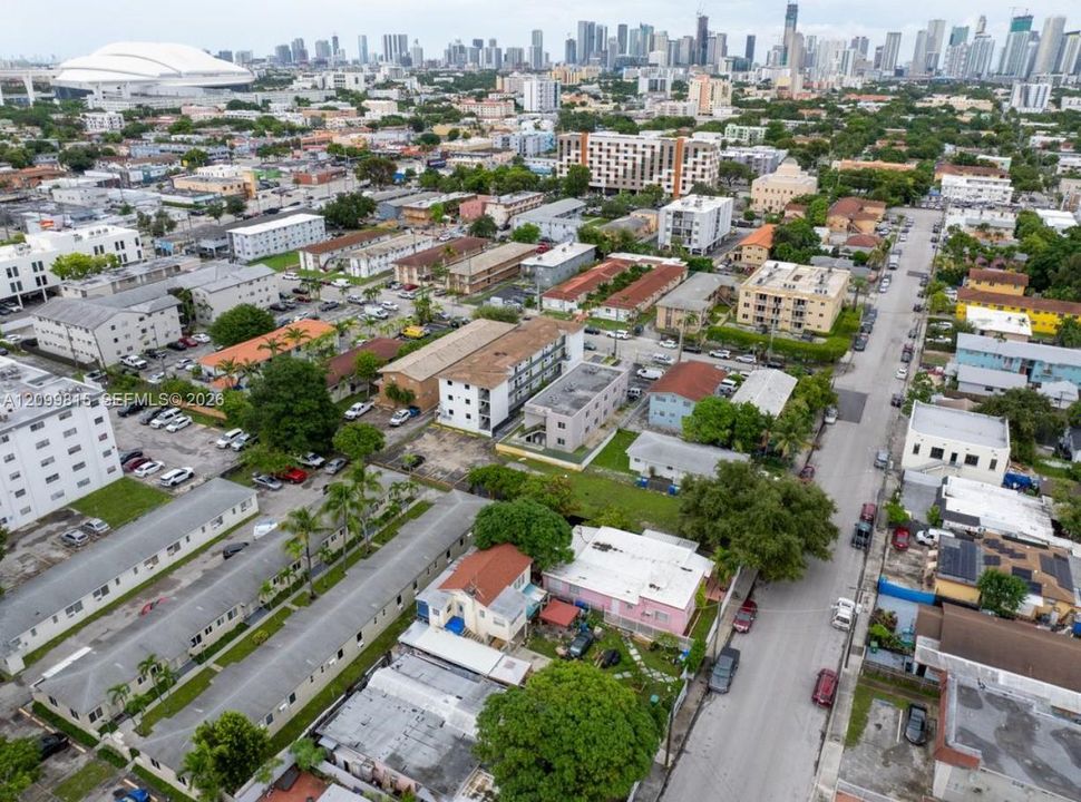 220 SW 18th Avenue, Miami, FL 33135